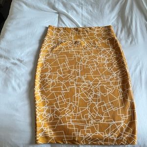 LULUROE pencil skirt size Medium
